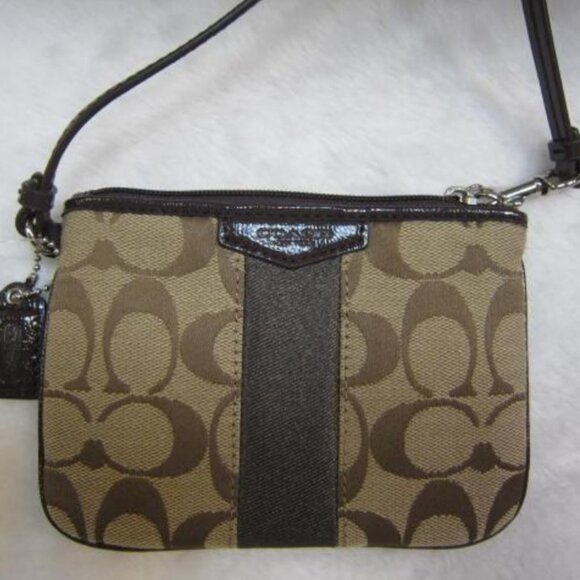 Coach Clutch Bag Jacquard Material Brown - Picture 1 of 2